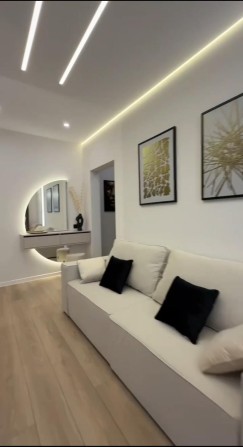 Продам 2-х ком. квартиру Краснова с ремонтом Кадор(220-846) - фото 1