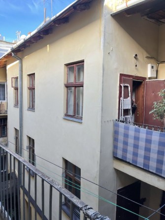 Терміновий продаж квартири на Староєврейській - фото 1