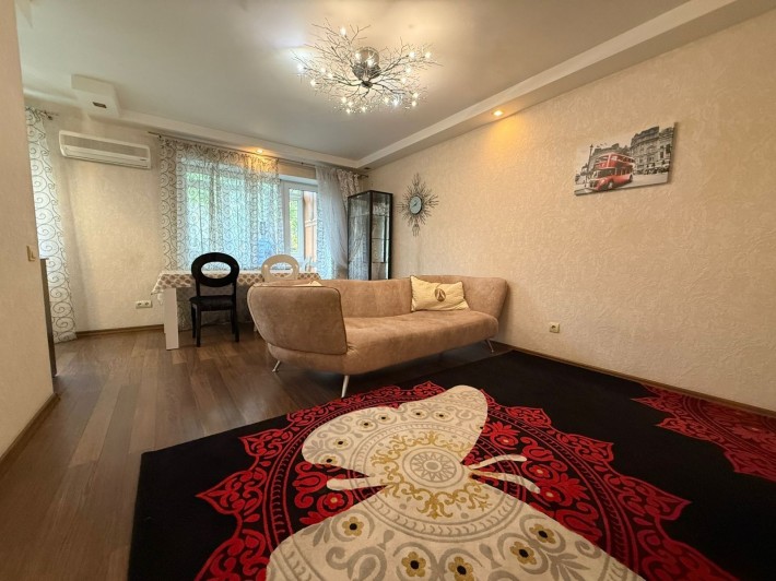 Продаю 3х комнатную квартиру. АВТОНОМНОЕ Отопление. СУХОЙ ФОНТАН. - фото 1