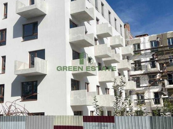 Продаж 2-кімнатної квартири +кухня вітальня на Орлика Львів