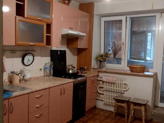 Продам 1к. кв. на ХТЗ с двумя балконами и большой кухней Харків