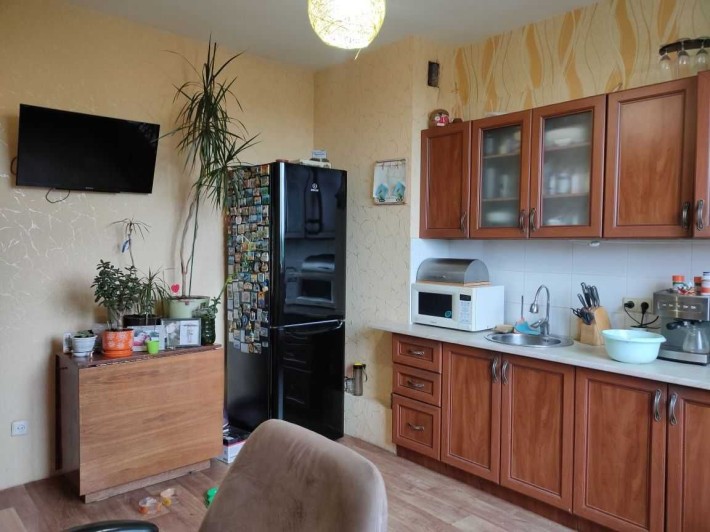 1m 2 квартира Роганский жм Грицевца Зубарева метро Индустриальная - фото 1