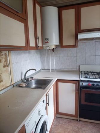 Продам двокімнатну квартиру
на другому поверсі - фото 1