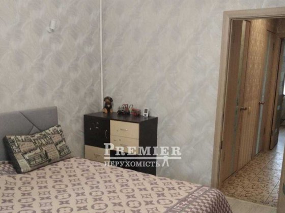 Продам простору 3-кімнатну квартиру Одесса