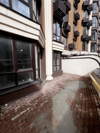 ЖК Резиденс 1кім 45м2  з ТЕРАСОЮ в зданому будинку - фото 1