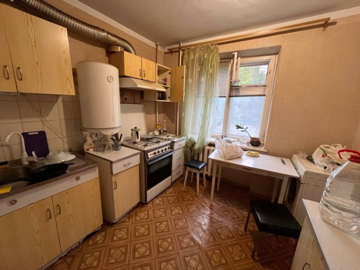 Продам 2 х к.к в центре сертификат - фото 1