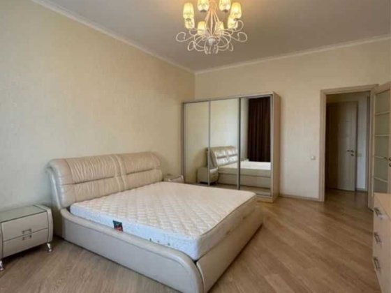 Продам 3х комнатную квартиру. Центр, Метро Ярослава Мудрого. Харків