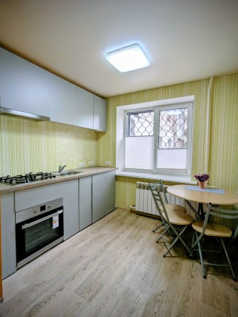 Продам 3 кімн. квартиру на Павловому Полі з ремонтом, метро 23 Серпня - фото 1