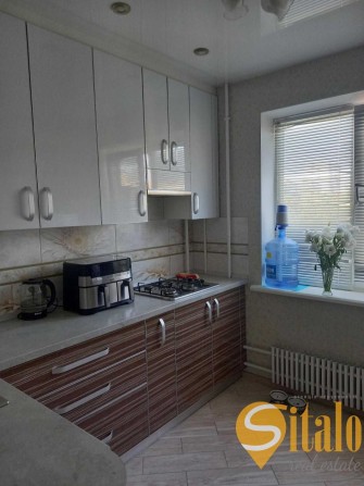 2 кімнатна з ремонтом по вул. Запорізька  (020) - фото 1