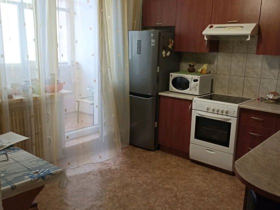 Продам 3к кв Хортицкое шоссе,4 Запорожье