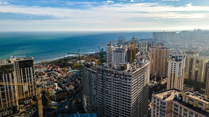 У продажу світла квартира в новому ЖК «Атмосфера» Курортний пр. 2 - фото 1