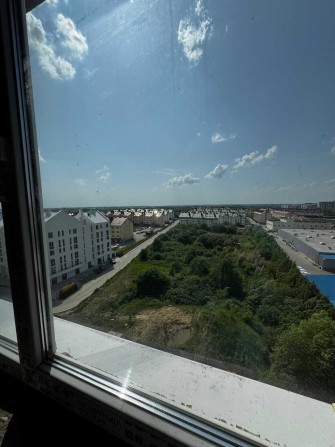 Простора 3к. квартира в цегляній новобудові - фото 1