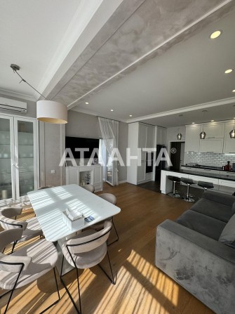 Продам 3 комнатную квартиру для большой семьи на Таирова - фото 1