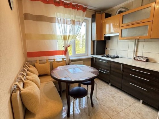 Продаж 3 к/к .Площа Перемоги .Автономне опалення Николаев