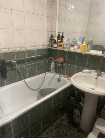 Продаж 3 к. квартири, район Холідея, пр. Аерокосмічний - фото 1