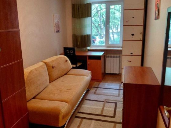 Продам 3 к. квартиру Литературная Госпром Центр метро Университет Харків