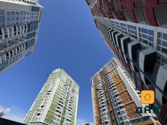 Парк победы. Трехкомнатная квартира. ЖК Четыре сезона Одесса