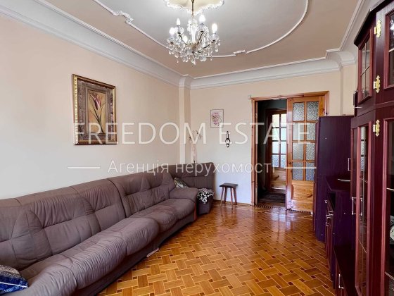 57 тыс.$ Сталинка в центре 90 м2 /  Ж/Б / Научная / 3-х комнатная Харьков