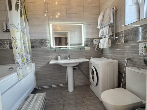 Продаж квартири з Басейном ! Без комісіі ! Петропавловская Борщаговка