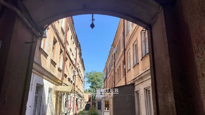 Продам 1 ком. квартиру в Центре. Ремонт. Газ. - фото 1