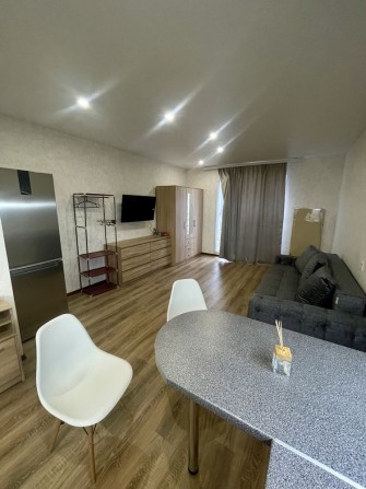 Однакомнотная квартира в ЖК " Золотые столбы " ул. Боровского - фото 1