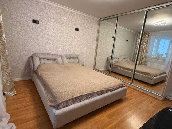 Продам 2 комнатную квартиру на Таирова с ремонтом Одеса