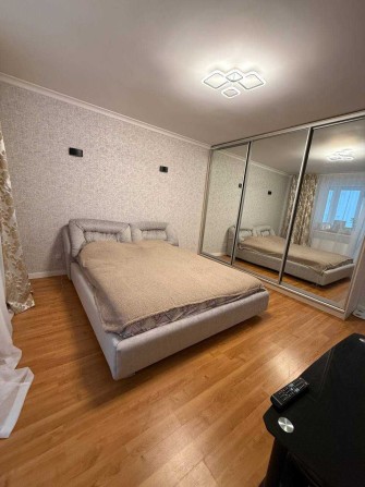 Продам 2 комнатную квартиру на Таирова с ремонтом - фото 1