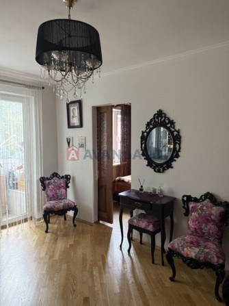 Продаж двокімнатної квартири з ремонтом! - фото 1