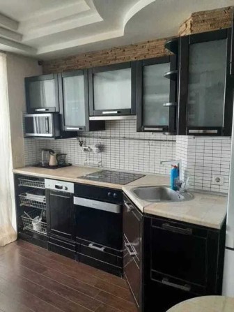 Продам 3-кімнатну квартиру на Олексіївці - фото 1