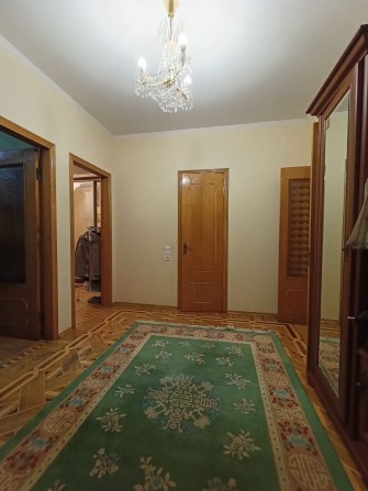 Продам 2к.квартиру М.Научная Обкомовский дом. Сертификат . - фото 1