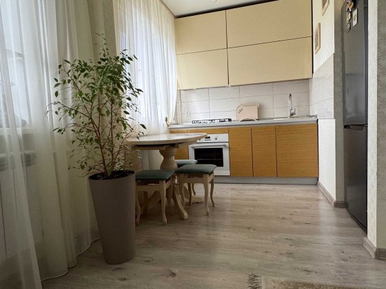 H S2 Продам 2-х кім. квартиру    м. Палац спорту Харьков