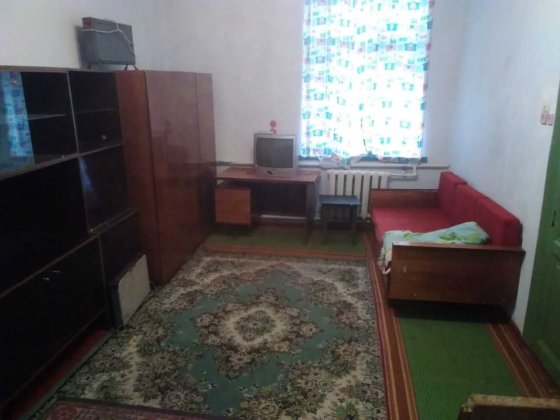 2 комнатная , центр , жил.коп. 1эт. Николаев