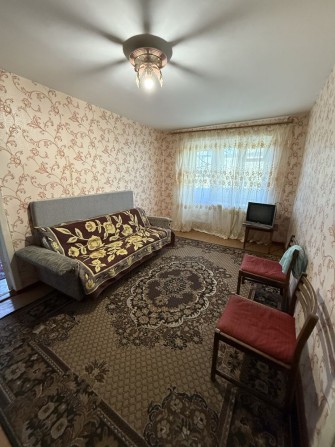 Продаю 2 -к квартиру , ул.Мореходная, кирпичный дом - фото 1