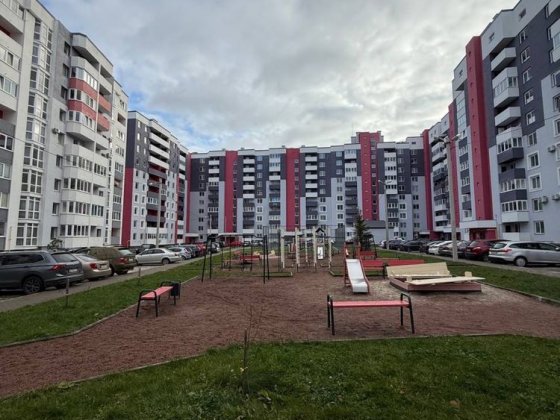 Продаж просторої 1 кім кв Тракт з можливістю перепланування Львов