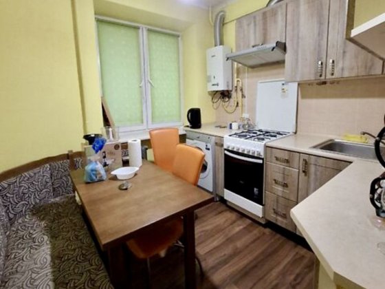 Продаж 1-кім. квартири в цегляному будинку вул. Грінченка Львів