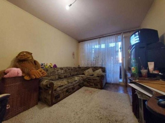 Продается 2 ком 4/9 метро Студенческая Харків