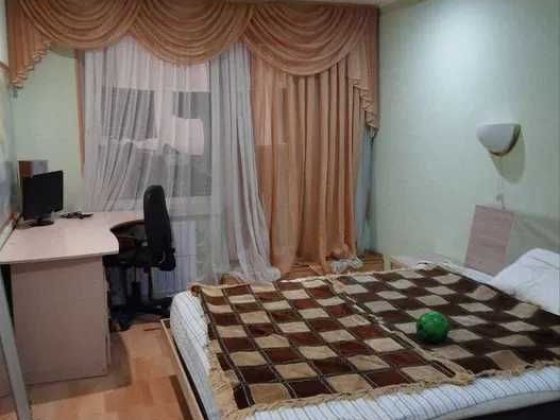 Продам 3 к. Тарасовский въезд, метро Защитников Украины, Спортивная Харьков