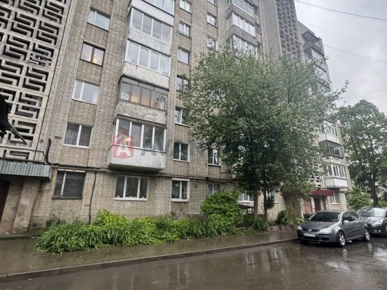 Продаж 2 кімнатної квартири на Стрийській Львів