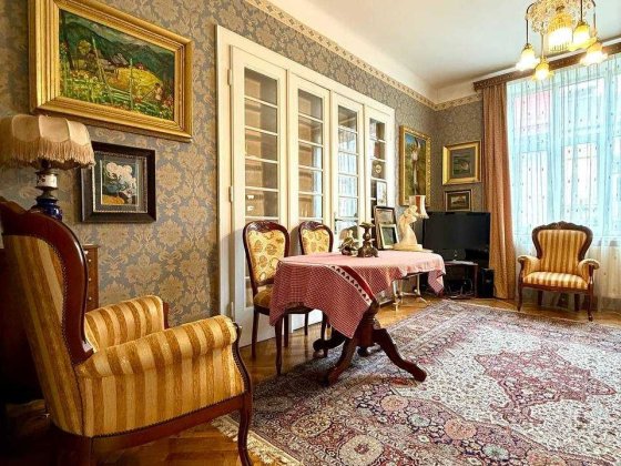 Продаж 4 кім. квартири вул. Стецька. (Бічна пр.Шевченка, ЦЕНТР міста). Львів