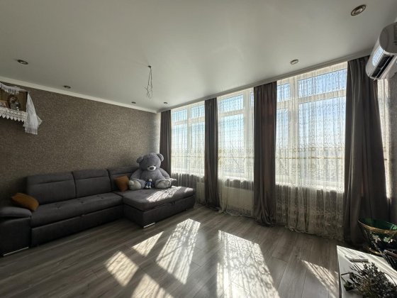 Продам 3-комнатную квартиру в ЖК 34 жемчужина, с ремонтом, Бассейная