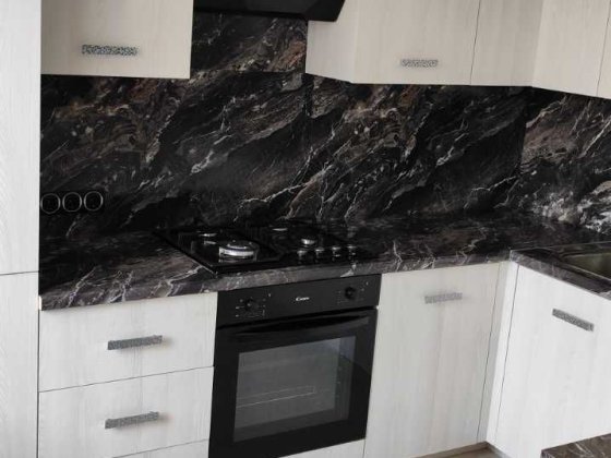 Продаю 4-комнатную квартиру на Площади Победы! а1 Николаев