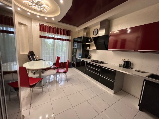 Продаж 3 к/ квартири   в центрі міста. (Сертификат) Николаев