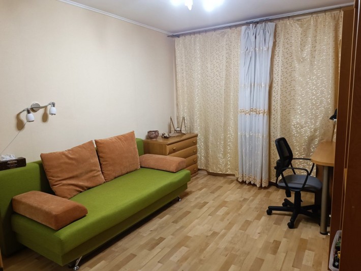 Продам 3 кімнатну квартиру - фото 1