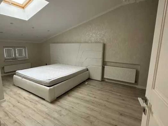 Продам 3 к. квартиру пентхаус 100 м2 закртый ЖК ул. Дмитриевская 19 Харьков