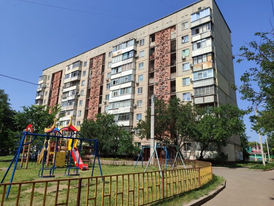 Продам 1 квартиру в висотці- площею 41 м² на ХТЗ Харків