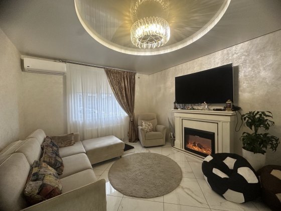 Полноценная 3 комнатная+кухня-гостиная квартира Слободка евроремонт Одесса