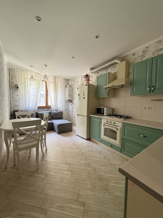 Продам 1- комн.квартиру в Академ городке/парк Победы - фото 1