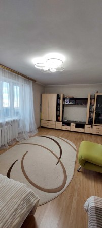 Продам 1-комн квартиру с ремонтом. Остаётся все!ул.Скворцова - фото 1