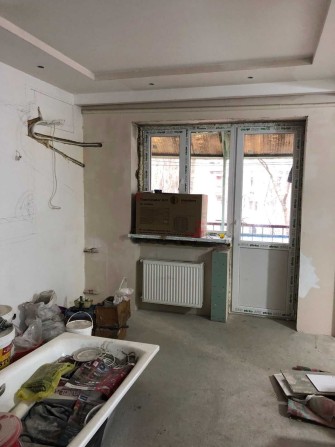 Продам 2-комнатную квартиру на Фонтане в блочном доме на ул. Сегедской - фото 1