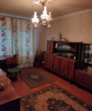 Продам 2 к. квартиру м. Спортивная по ул. Державинская, Металлист - фото 1